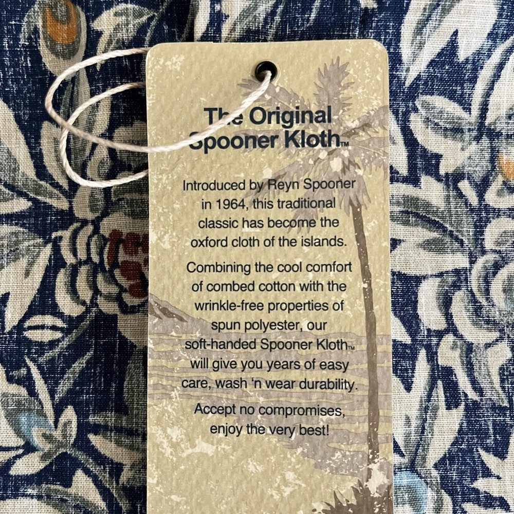 Reyn Spooner (Original Spooner Kloth). Traditional Oxford cloth of the islands.